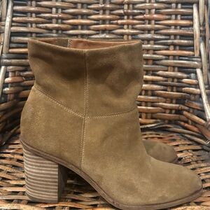 Lucky Brand Brown Suede Ankle Booties Ankle Boots Chunky Heels Shoes